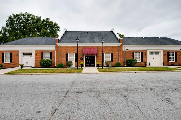 Pierce-Jefferson Lambeth Chapel | Funeral & Cremation Services Near